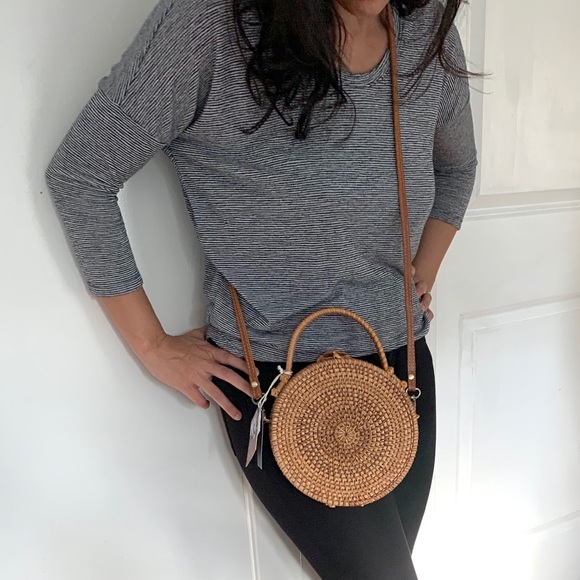 NWT woven rattan genuine leather canteen bag - Picture 5 of 9